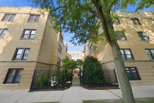 g-4409 N Sacramento Avenue W, Chicago, IL, 60625 | Card Image