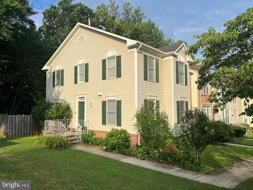 7261 Olde Lantern Way, SPRINGFIELD, VA, 22152-3504 | Card Image