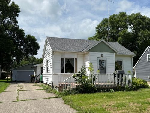 113 6th St, Prinsburg, MN, 56281-9741 | Card Image