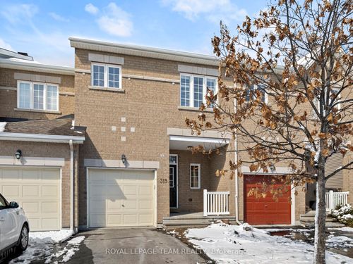 319 Kingbrook Dr, Kanata, ON, K2M0G1 | Card Image