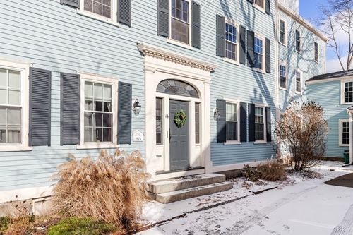 b-14 Mall St, Salem, MA, 01970-5844 | Card Image