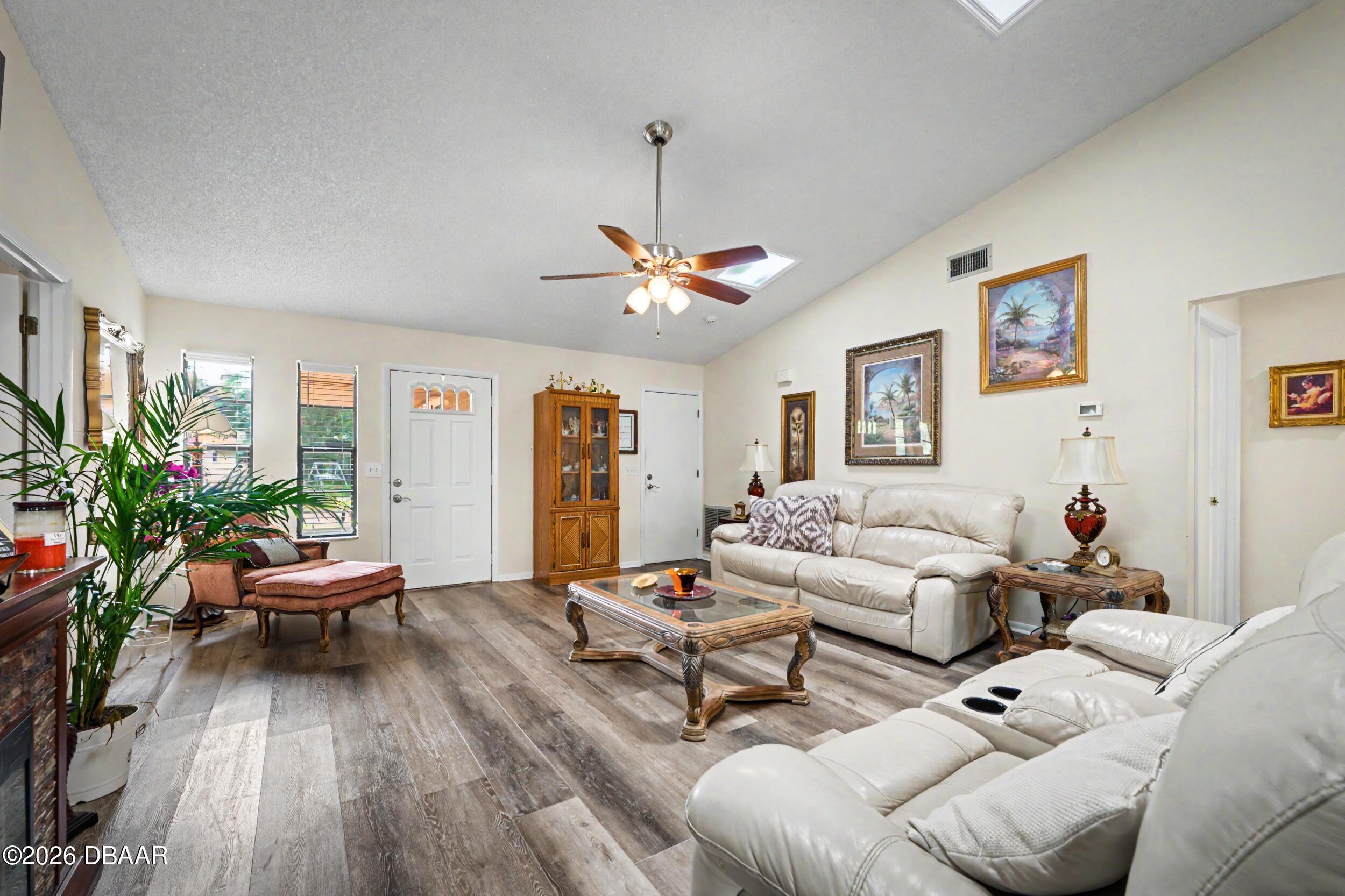 Residential in Daytona Beach 5