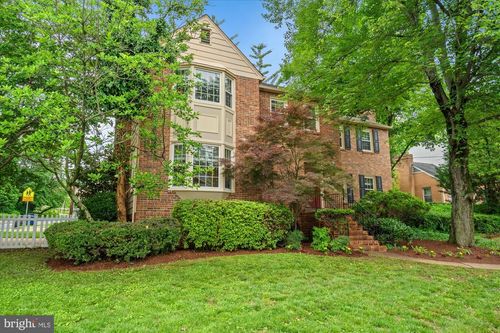 2232 Military Rd, ARLINGTON, VA, 22207-3958 | Card Image