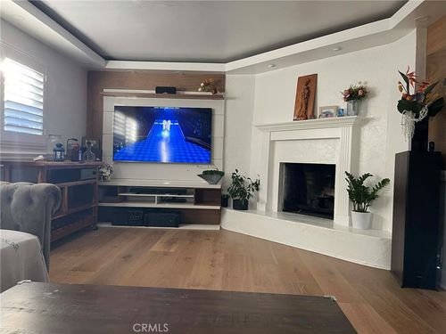 2231 Meyer Pl, Costa Mesa, CA, 92627-2520 | Card Image