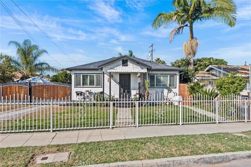 4947 Tobias Ave, Pico Rivera, CA, 90660-2120 | Card Image