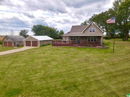 4727 90th Ave, Linn Grove, IA, 51033-7527 | Card Image