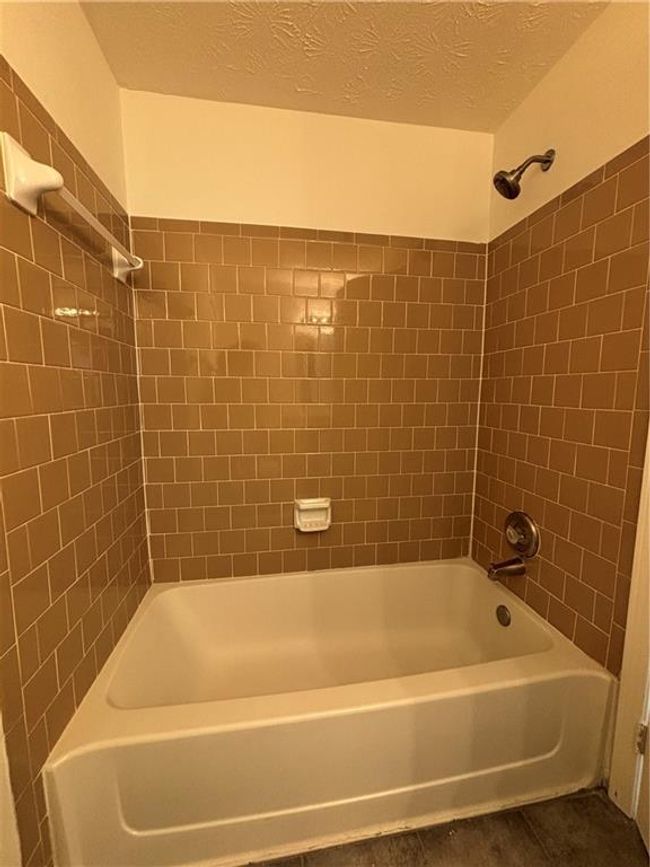 4263 Parkview Ct, Condo with 2 bedrooms, 2 bathrooms and null parking in Stone Mountain GA | Image 9