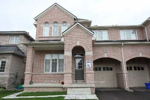 42 Education Rd, Brampton, ON, L6P3R7 | Card Image