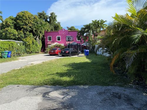 2134 Sw 11th St, Miami, FL, 33135-5000 | Card Image