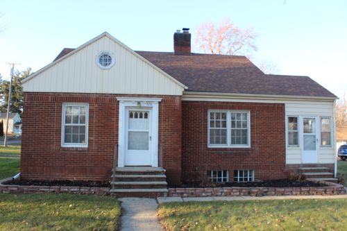 676 W Michigan Avenue, Saline, MI, 48176 | Card Image