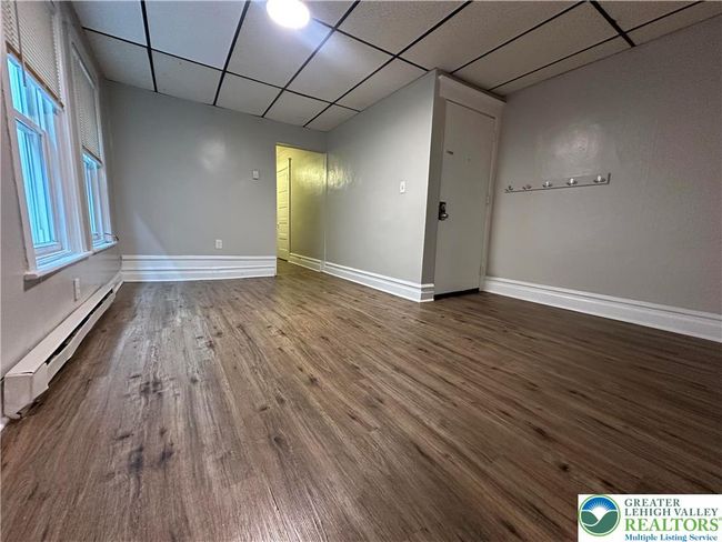 3 - 761 S 8 Th St, Condo with 2 bedrooms, 1 bathrooms and null parking in Allentown PA | Image 6