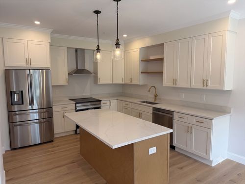 21-21 Whitman Circle, Bellingham, MA, 02019 | Card Image