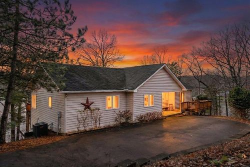 1429 Longview Estates Dr, Goodview, VA, 24095-3389 | Card Image