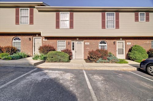 3425 S Oaklawn Cir, Bloomington, IN, 47401-8561 | Card Image