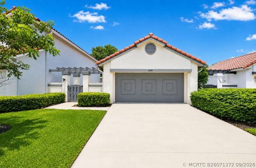5576 Fox Hollow Dr, Boca Raton, FL, 33486-8647 | Card Image