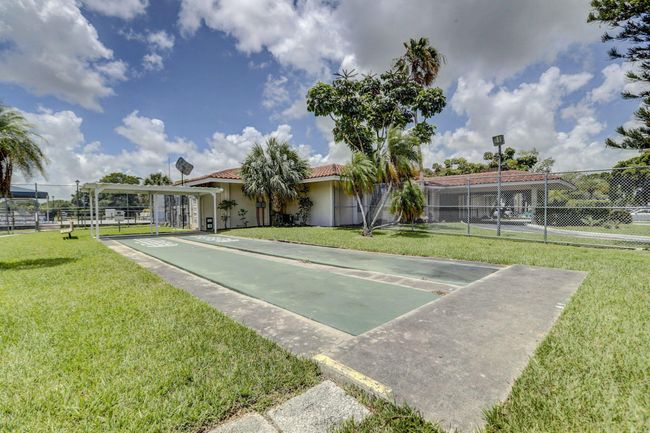 APT-914 - 4174 Inverrary Dr, Condo with 2 bedrooms, 2 bathrooms and null parking in Lauderhill FL | Image 50