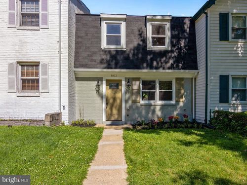 8812 Woodstock Dr W, UPPER MARLBORO, MD, 20772-5133 | Card Image