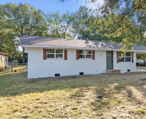 103 Maple St, McCrory, AR, 72101-8224 | Card Image