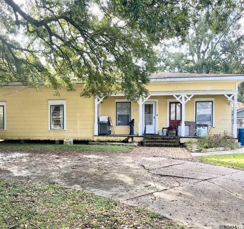 743 Avenue B, Port Allen, LA, 70767 | Card Image