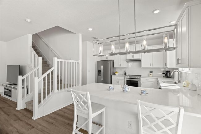 9104 Sandy Bluffs Cir, House other with 4 bedrooms, 3 bathrooms and null parking in PARRISH FL | Image 10