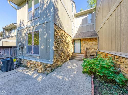 4261 Foxglove Trce, Indianapolis, IN, 46237-1316 | Card Image