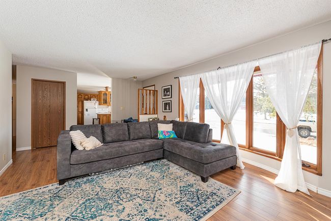 5815 Parkview Dr, House detached with 2 bedrooms, 2 bathrooms and 5 parking in Vermilion AB | Image 7