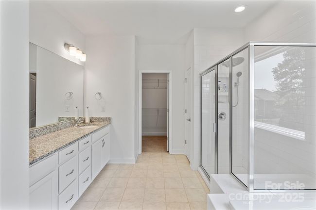 Primary Bathroom | Image 25