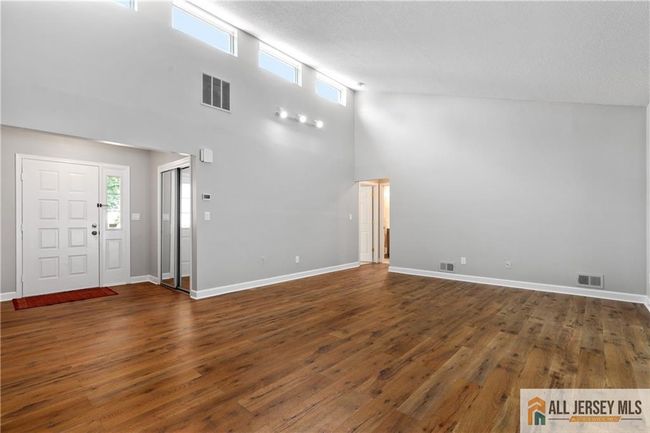179 Hidden Ct, House other with 2 bedrooms, 2 bathrooms and null parking in Old Bridge NJ | Image 8