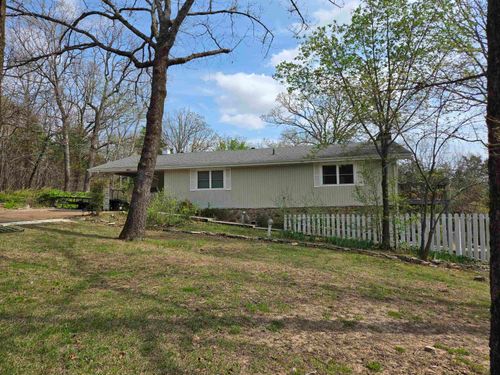 1012 Fairwater Cir, Horseshoe Bend, AR, 72512-4652 | Card Image