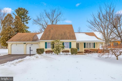 312 Royal Ave, NORTH WALES, PA, 19454-2414 | Card Image