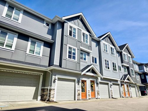 73-20860 76 Ave, Langley, BC, V2Y0S8 | Card Image