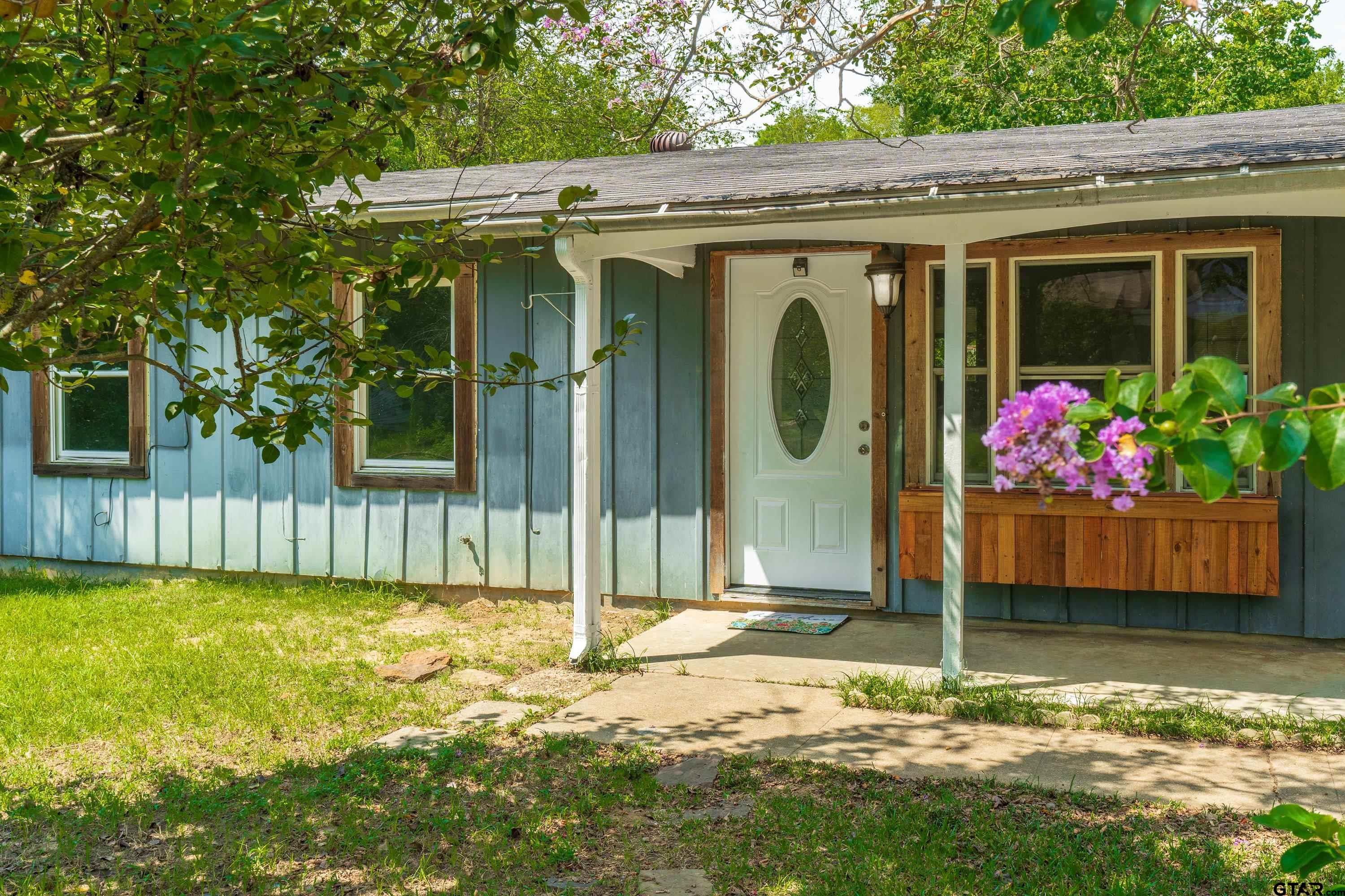Virginia Dr, Gladewater, TX 75647