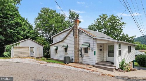 11 Morgan St, DUNCANNON, PA, 17020-1017 | Card Image
