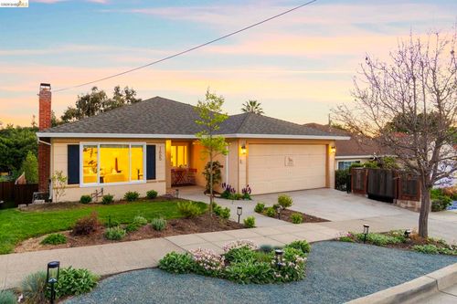 1665 Highland Blvd, Hayward, CA, 94542-1107 | Card Image