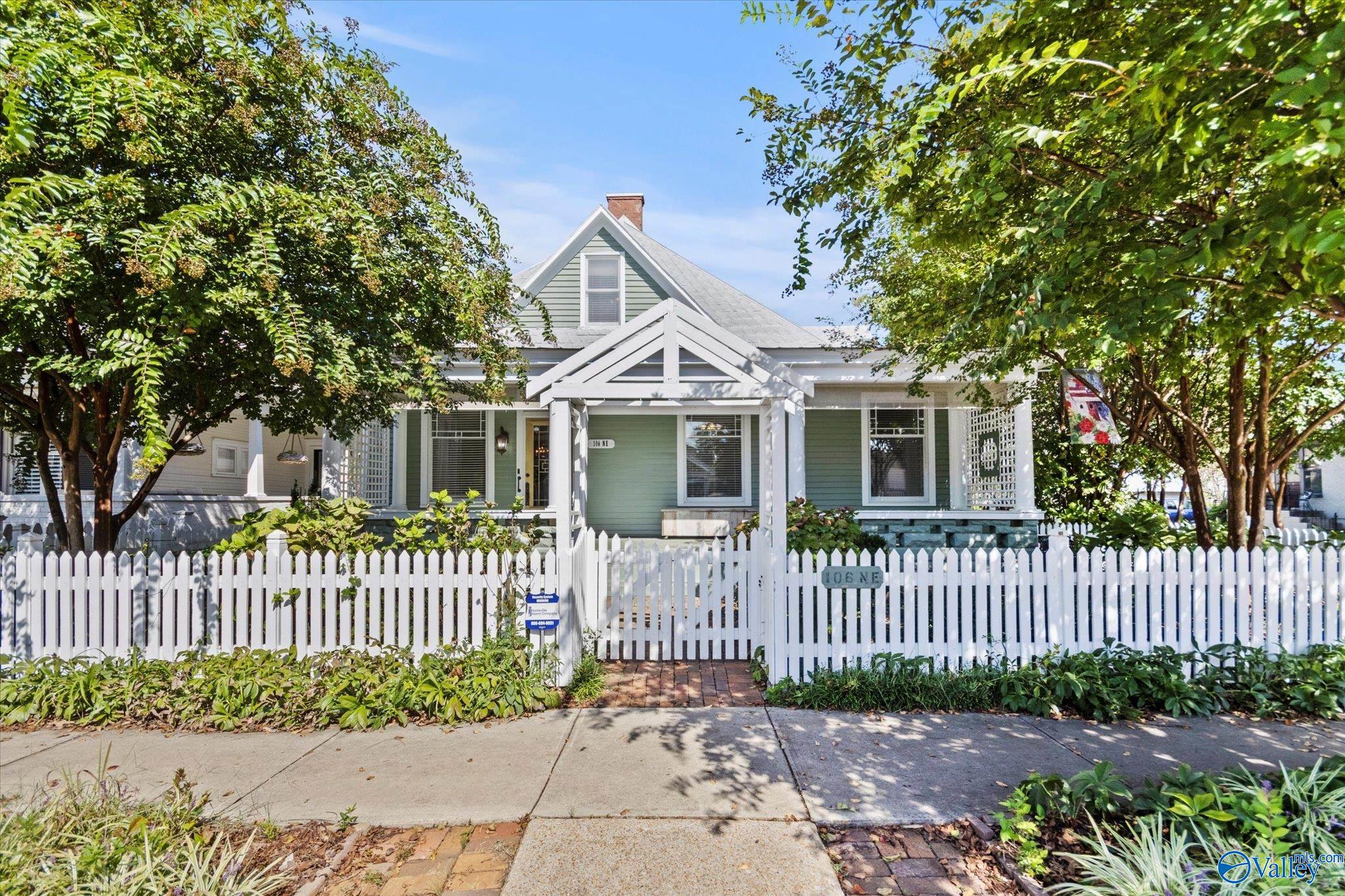 White St, Huntsville, AL 35801