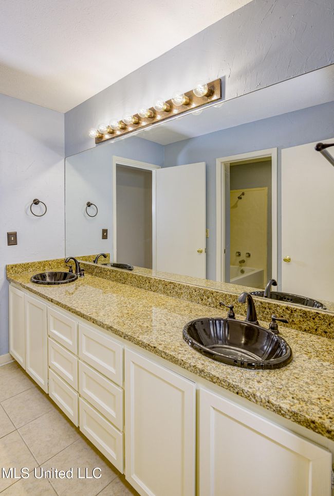 Second Bathroom 2 | Image 37