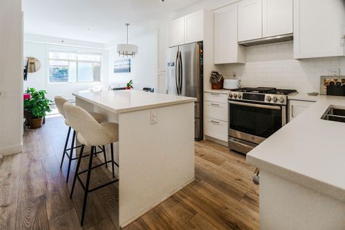 105-20673 78 Ave, Langley, BC, V2Y3K1 | Card Image