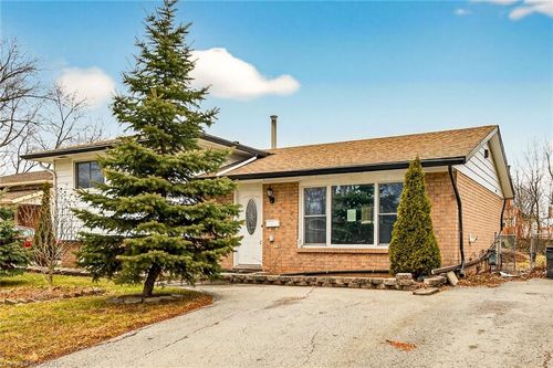 7053 Bonnie St, Niagara Falls, ON, L2G7N1 | Card Image