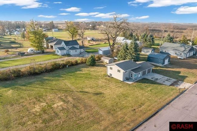 405 Sparks Dr, House other with 3 bedrooms, 2 bathrooms and null parking in Granada MN | Image 43