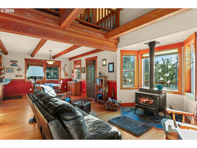 96 Pearce Rd, House other with 3 bedrooms, 2 bathrooms and 1 parking in White Salmon WA | Image 14
