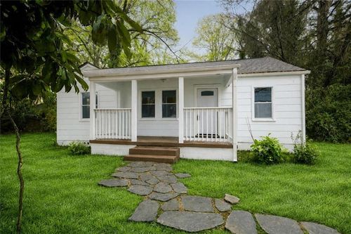 1944 Washington Rd, East Point, GA, 30344-4154 | Card Image