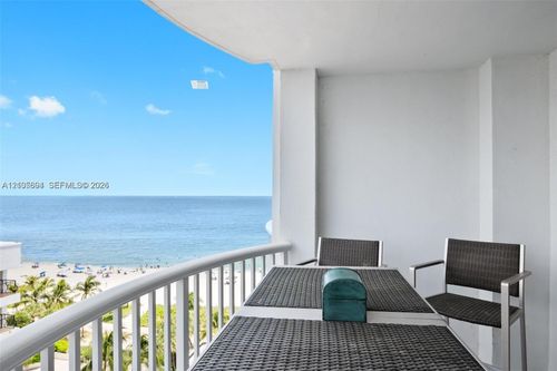 807-5401 Collins Ave, Miami Beach, FL, 33140-2533 | Card Image