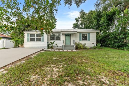 8207 N Ola Ave, TAMPA, FL, 33604-2925 | Card Image