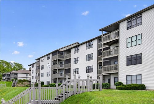 1132-5237 Lake Road W, Ashtabula, OH, 44004 | Card Image