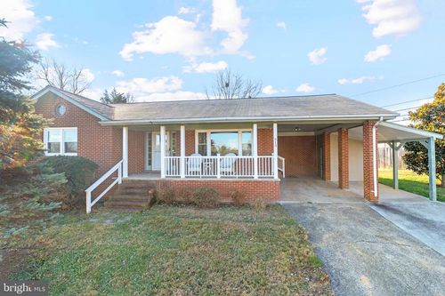 513 Gentry Dr, GORDONSVILLE, VA, 22942-9141 | Card Image