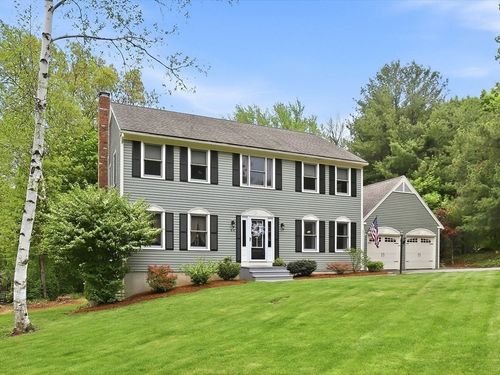 44 Park St, Shrewsbury, MA, 01545 | Card Image