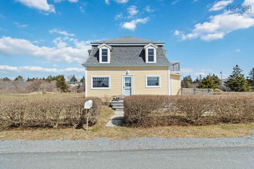 125 The Point Rd, Blue Rocks, NS, B0J2C0 | Card Image