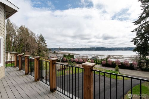 4090 Ne North Shore Rd, Belfair, WA, 98528-9778 | Card Image