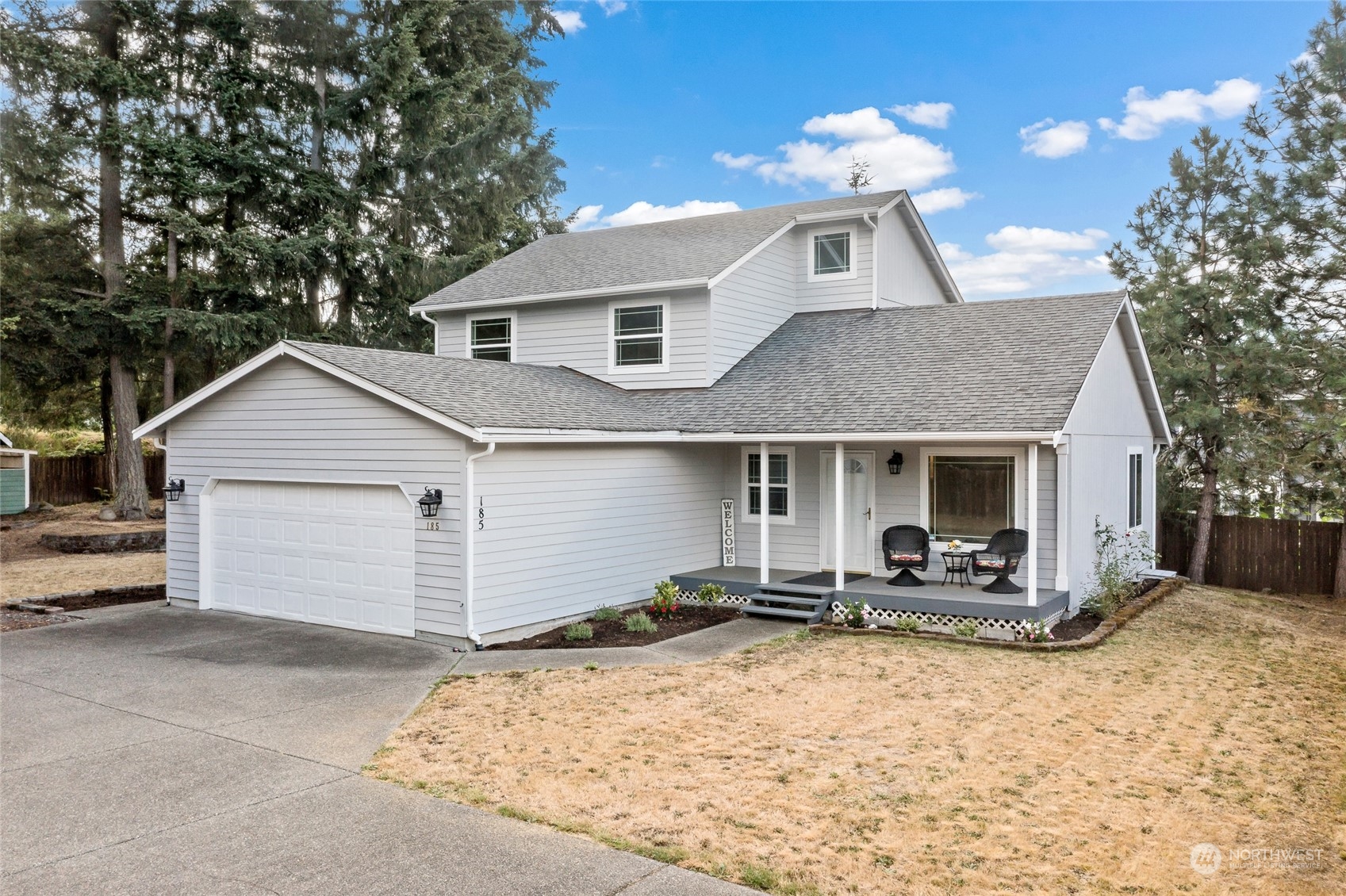 Baumgartner Pl, Eatonville, WA 98328