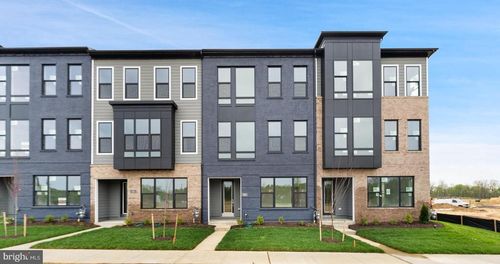 19j-113 Summit Point Blvd, BOWIE, MD, 20716-3542 | Card Image